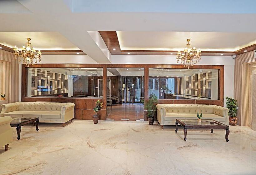 Diamond Admire Hotel & Banquets By Mmd