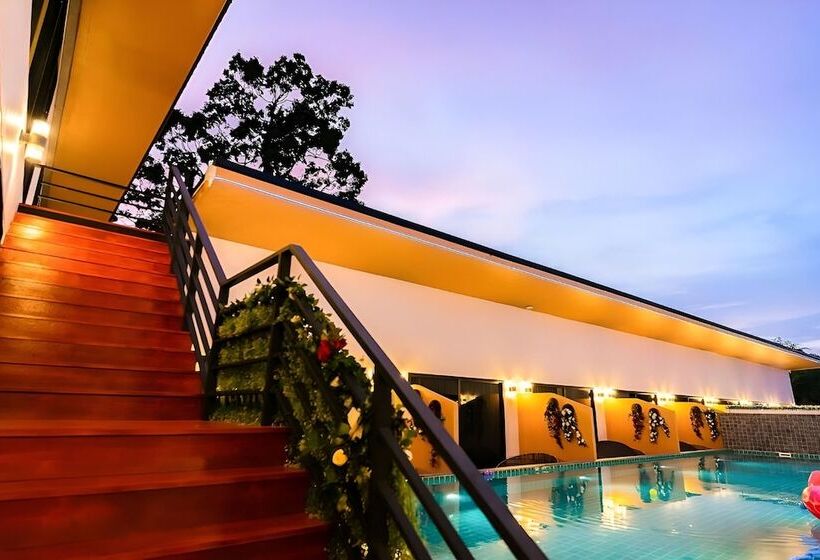 Отель Fresh Resort Pattaya