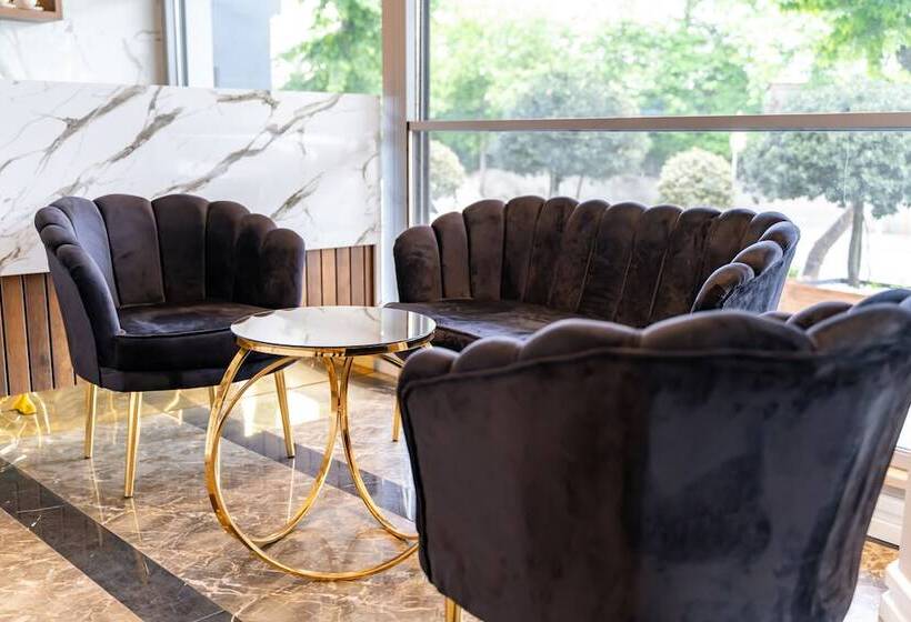 فندق Garden Room Suit