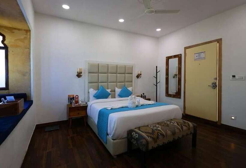 בית מלון כפרי Hinduja Haveli Gulab Sagar