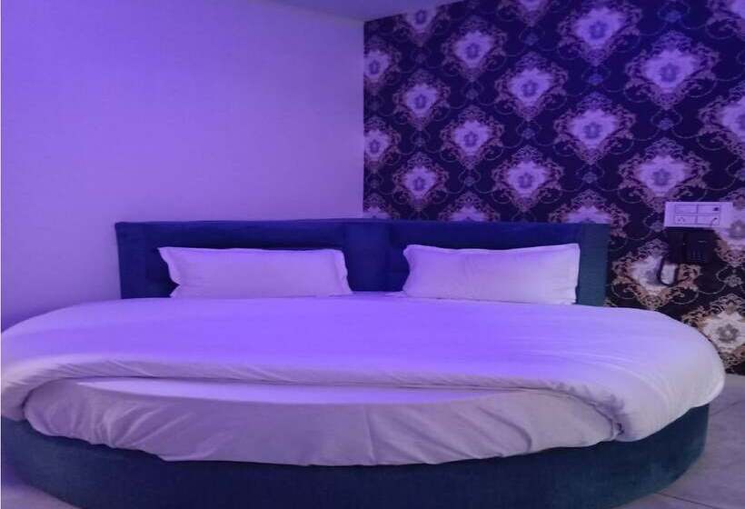 בית מלון כפרי Hk