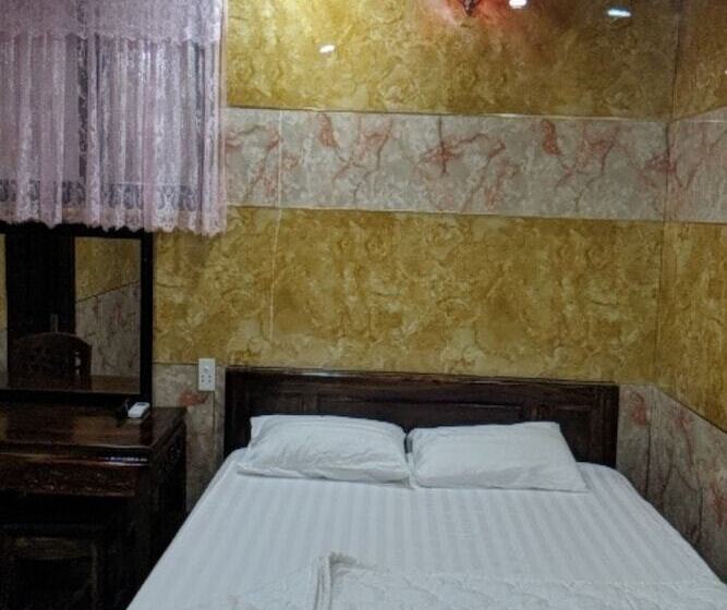 هتل Hoa Anh Dao Garden