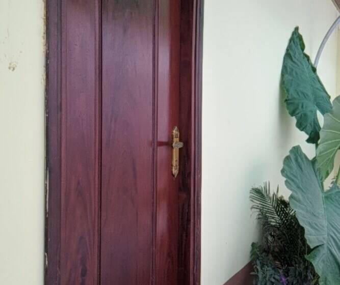 هتل Hoa Anh Dao Garden