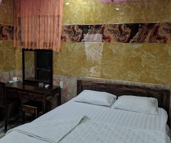 هتل Hoa Anh Dao Garden