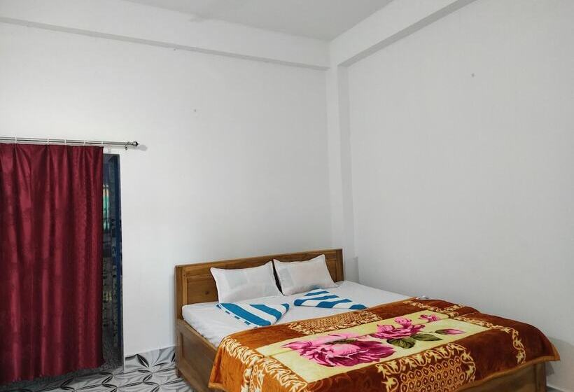 فندق Homecation Manas River Rock Lodge