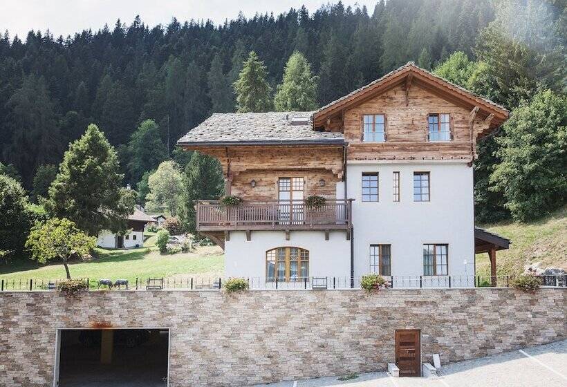 ホテル Hôtel De L Ardève & Chalet Kalbermatten