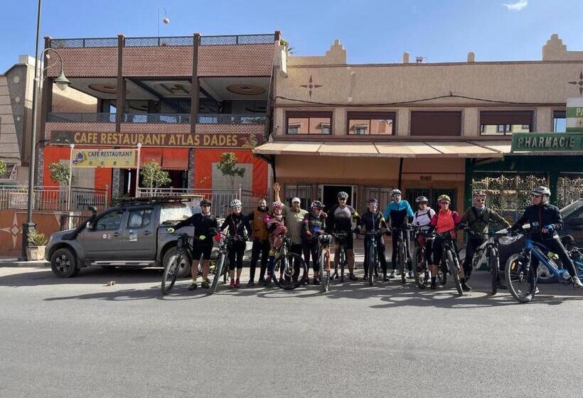 هتل Hôtel Riad Atlas Dades