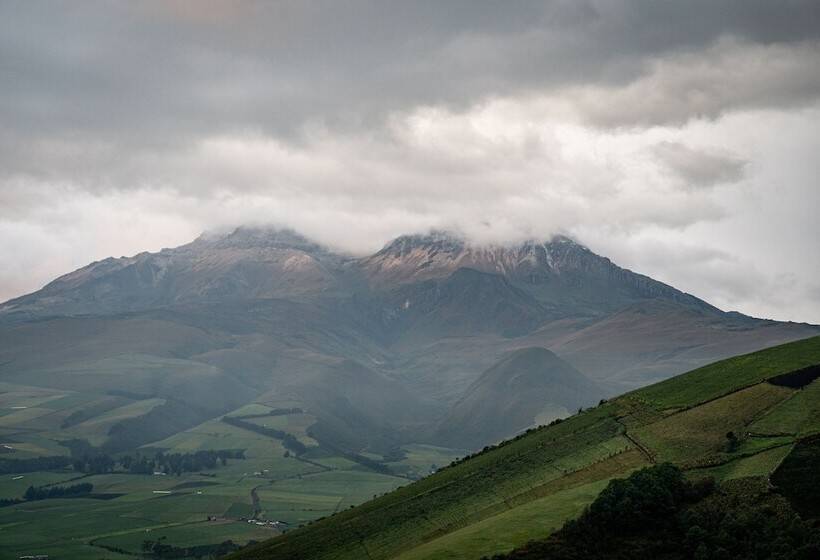فندق Ilinizas Mountain Lodge