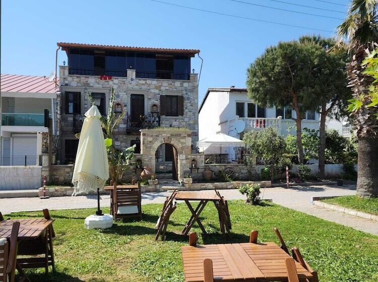 酒店 Ionia Liberty Stone