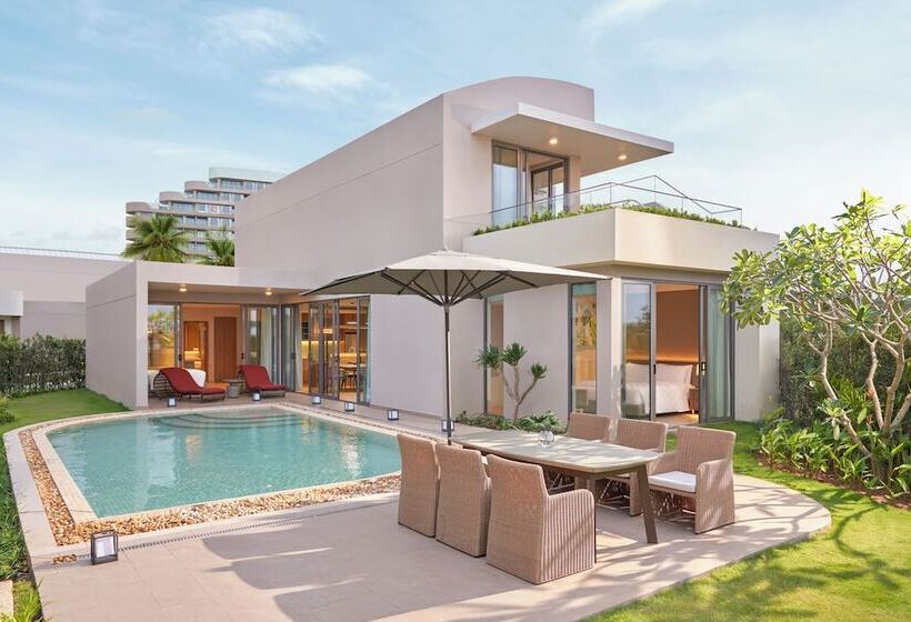 هتل Ixora Ho Tram By Fusion