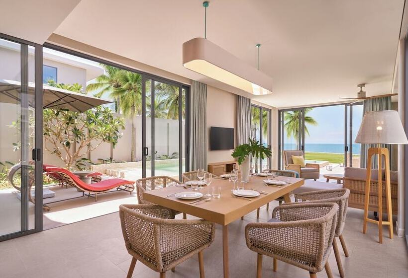 هتل Ixora Ho Tram By Fusion