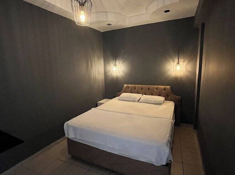 בית מלון כפרי Kadikoy Viva