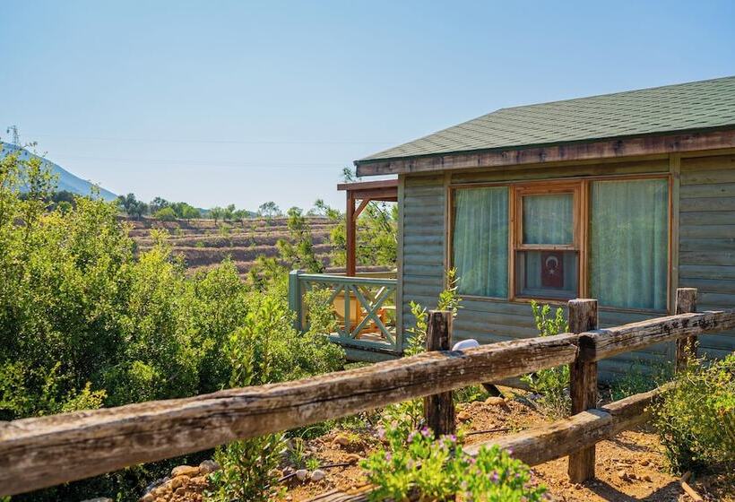 فندق Kairos Valley Health & Nature Resort