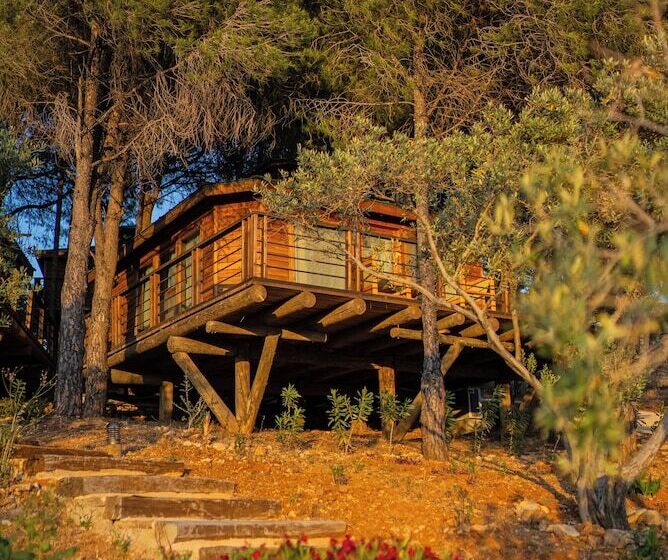 فندق Kairos Valley Health & Nature Resort