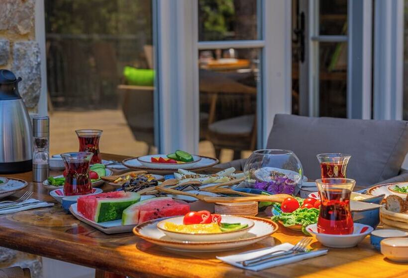 فندق Kairos Valley Health & Nature Resort