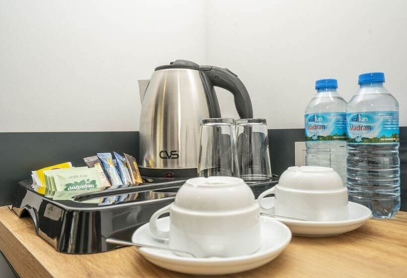 ホテル Kensington Kerdime Beach