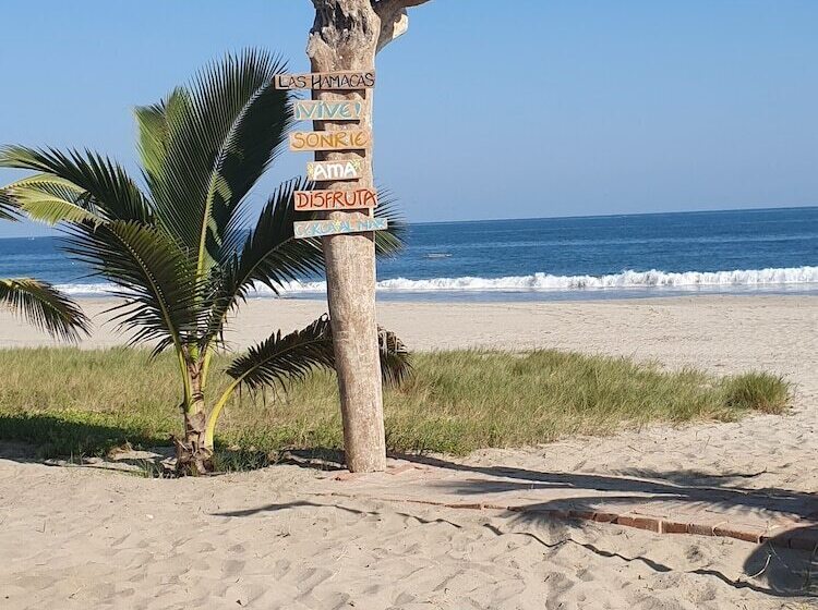 בית מלון כפרי Las Hamacas