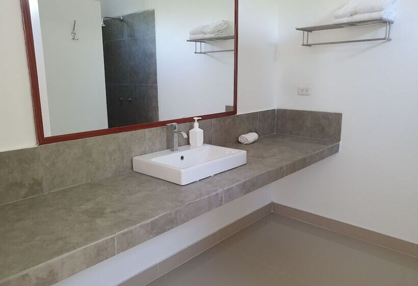 ホテル Las Hamacas