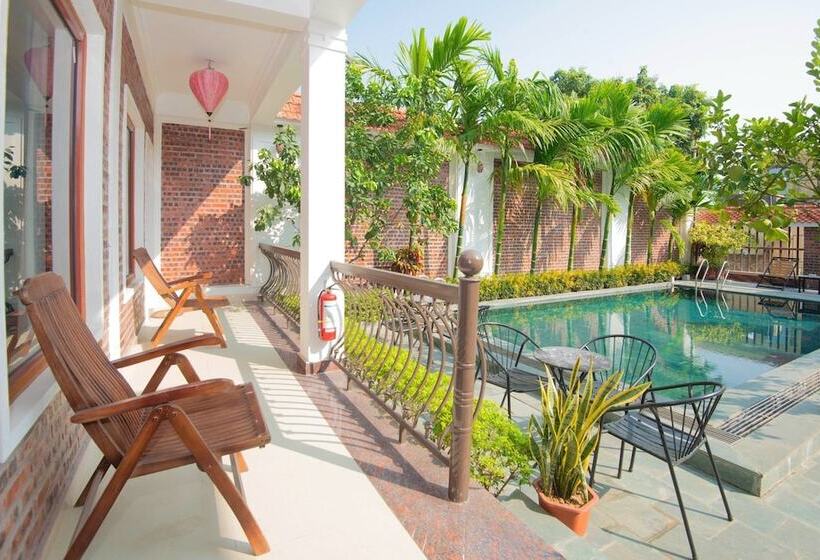 هتل Mai Mountain Homestay