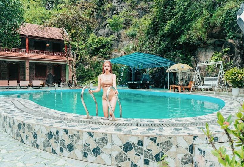 هتل Mai Mountain Homestay