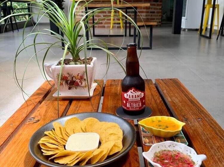 ホテル Margarit Boutique