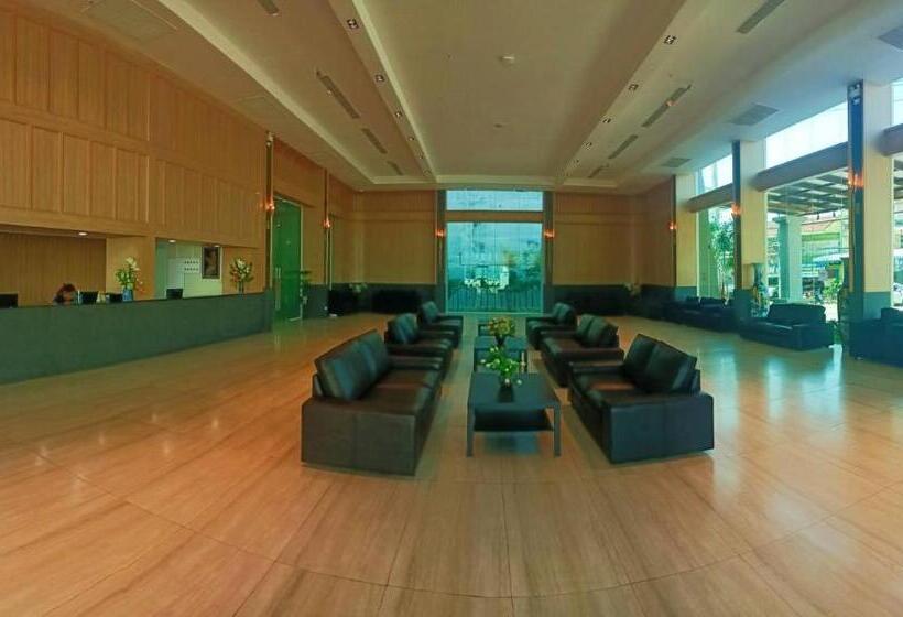 בית מלון כפרי Mayflower Grande Suite