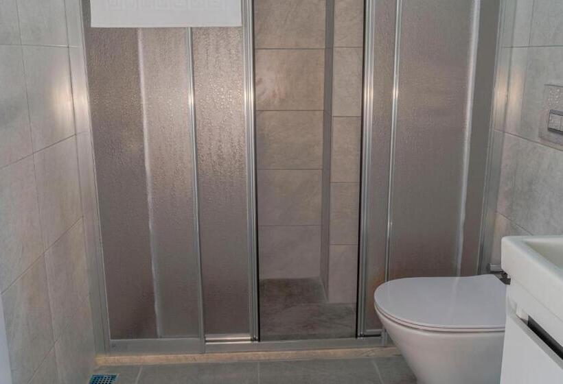 فندق Mea Rei̇sdere