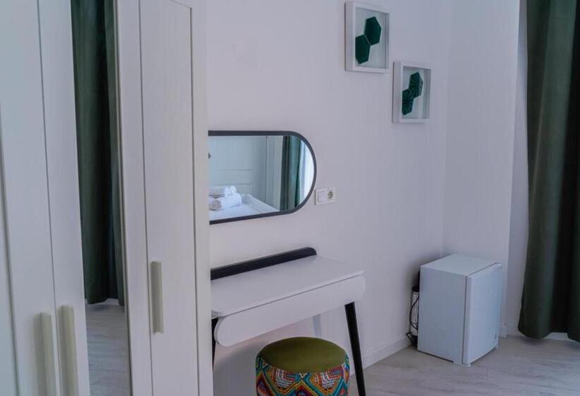 فندق Mea Rei̇sdere