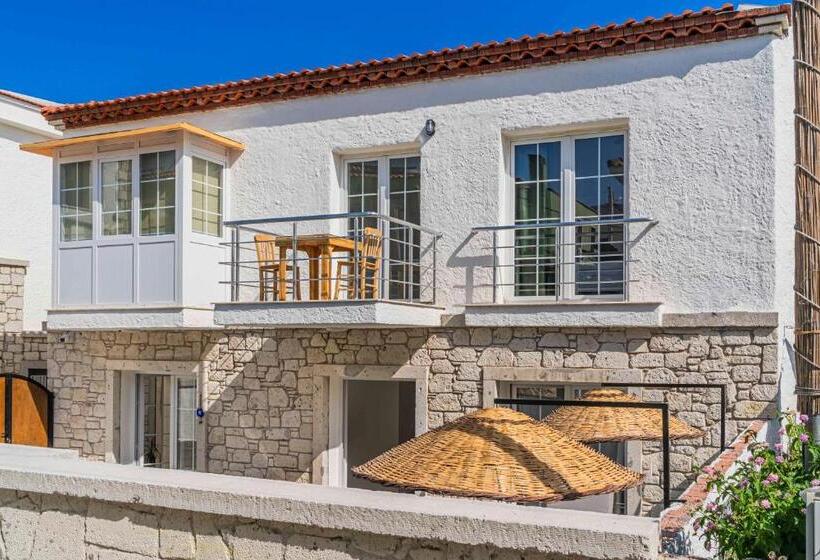 فندق Mea Rei̇sdere