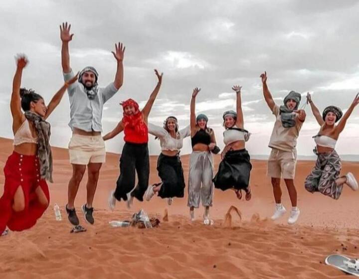 هتل Merzouga Top Luxury Camp