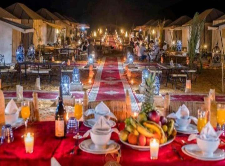 هتل Merzouga Top Luxury Camp