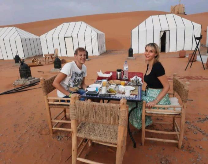 هتل Merzouga Top Luxury Camp