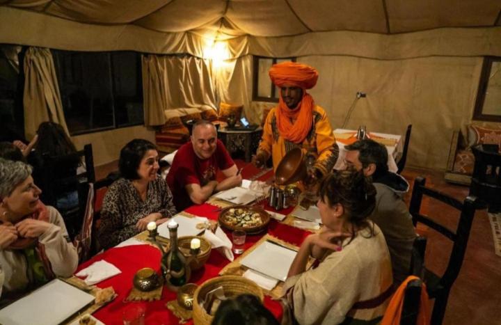 هتل Merzouga Top Luxury Camp