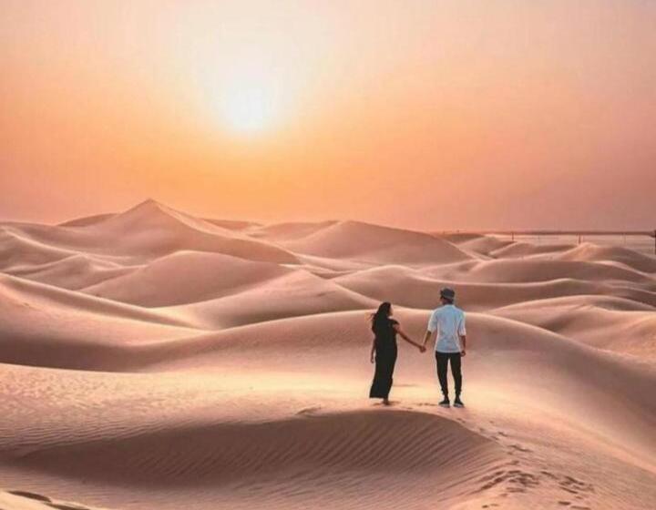 هتل Merzouga Top Luxury Camp