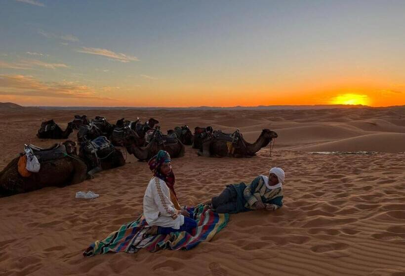 هتل Merzouga Top Luxury Camp