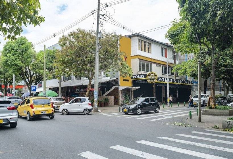 בית מלון כפרי Midas