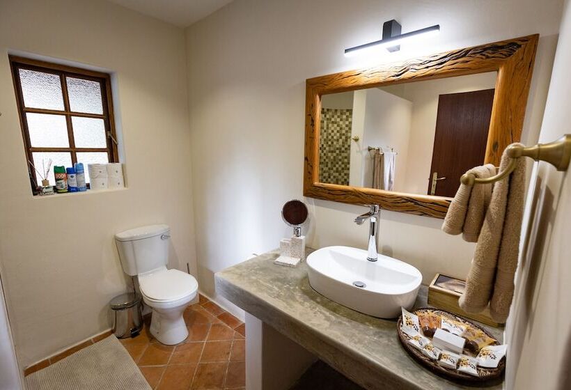 ホテル Milima Big 5 Safari Lodge