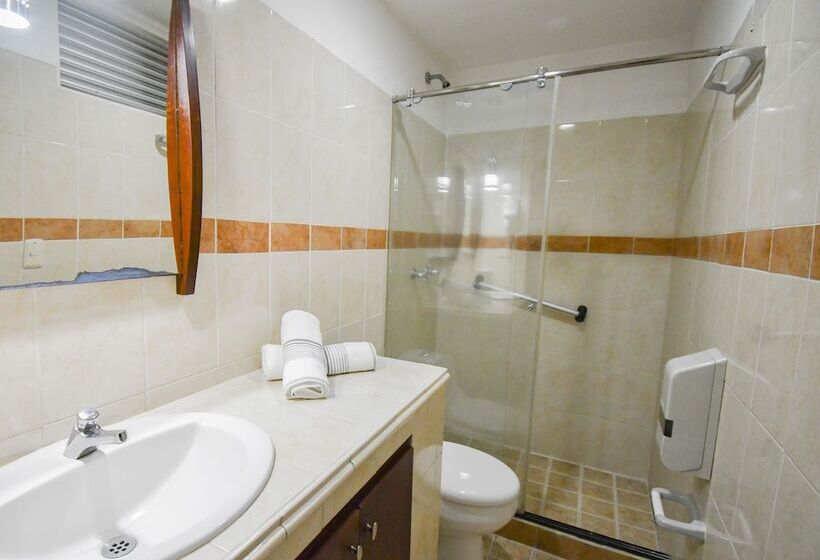 בית מלון כפרי Monarca