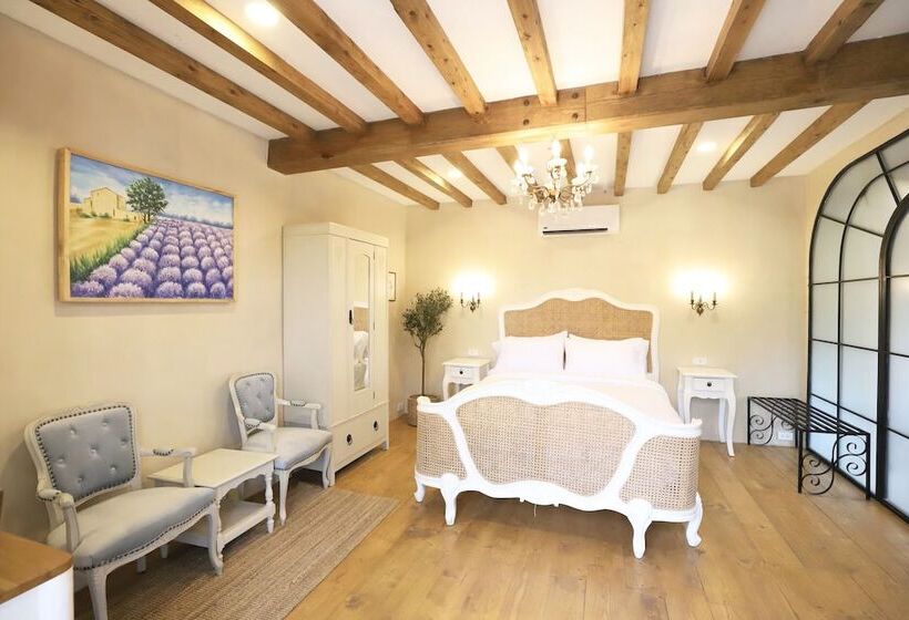 فندق Moon River Village