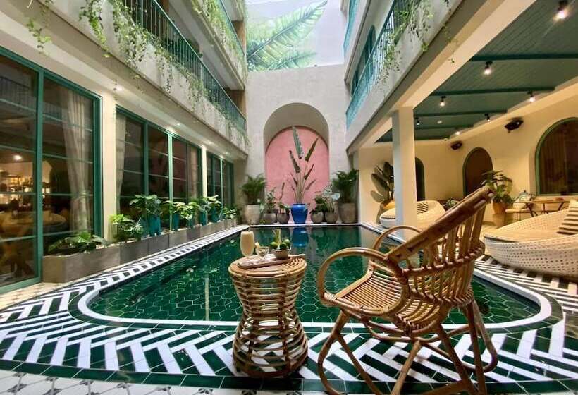 هتل Myyan Retreat Da Nang