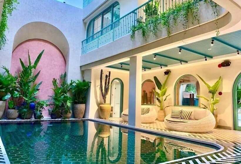 هتل Myyan Retreat Da Nang