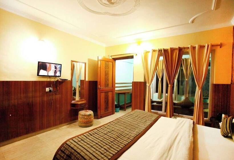 Отель Nature S Valley Resort Kausani