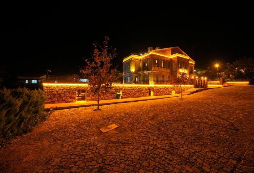 فندق Naz Su Cunda