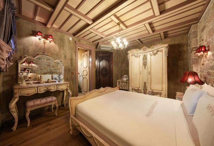 فندق Naz Su Cunda