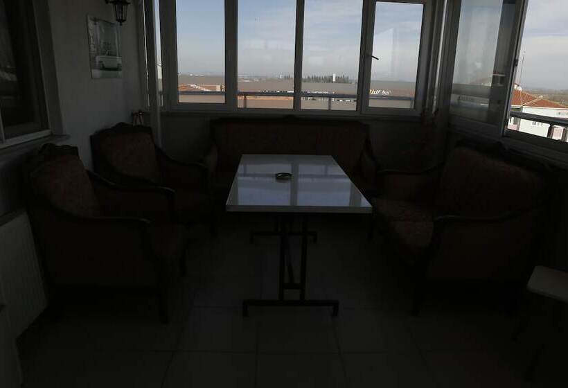 فندق Nemesis Co Apart