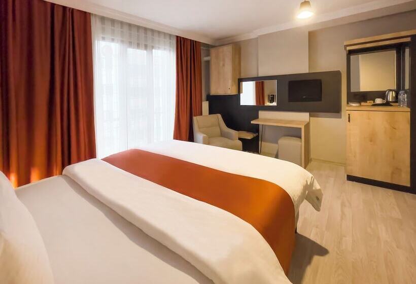 ホテル Neptün Inn