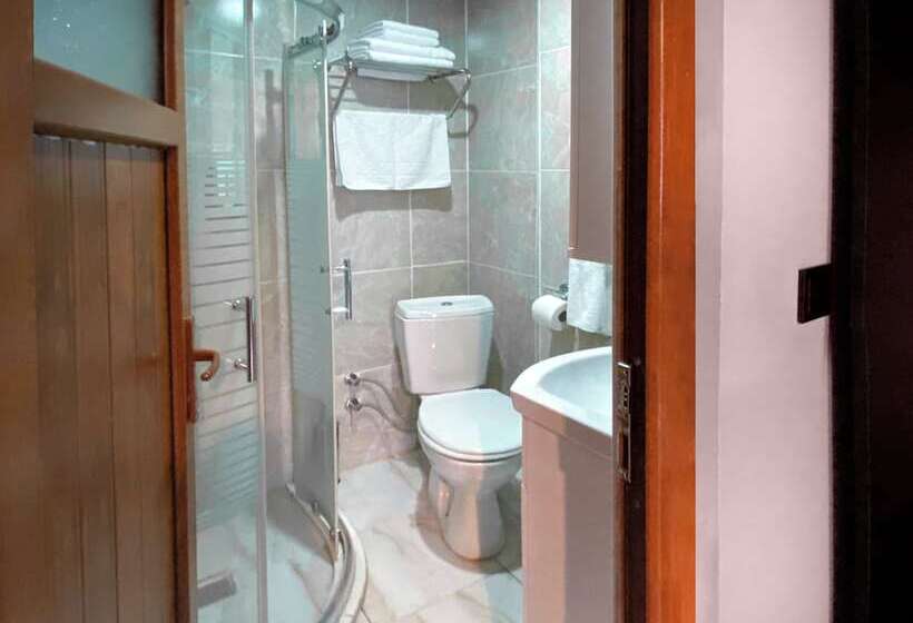 בית מלון כפרי Neptün Inn