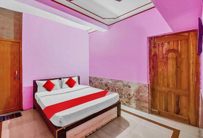 בית מלון כפרי Oyo Flagship Dutta Home Residency