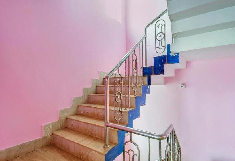 בית מלון כפרי Oyo Flagship Dutta Home Residency