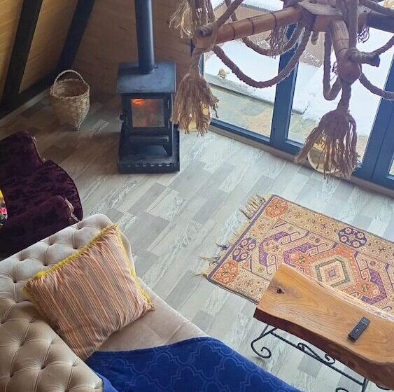 בית מלון כפרי Pamira Bungalow